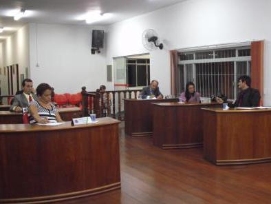 Câmara realiza Sessão extraordinária para aprovar projetos.