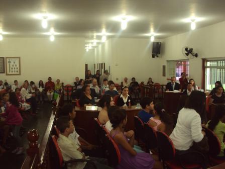 Câmara empossa Vereadores Mirins